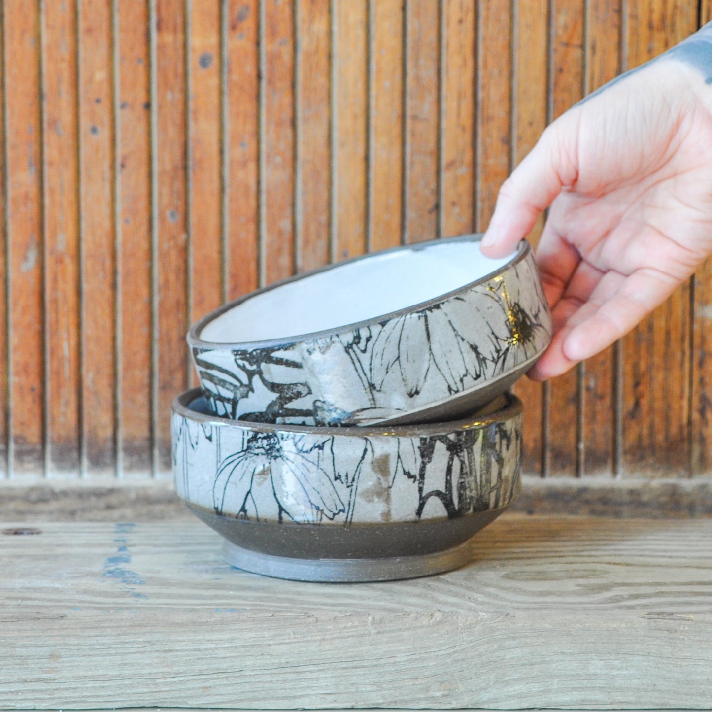 2 Bowls - B&W