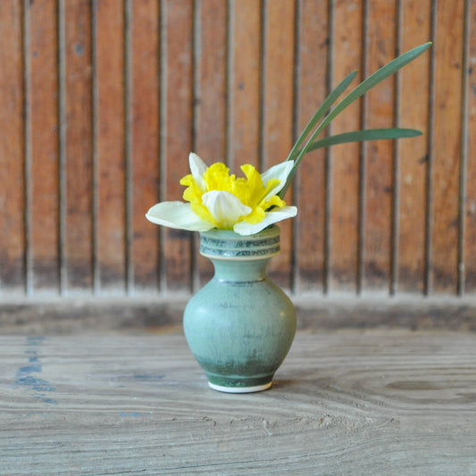 Tiny Vase - Fern Mist 1
